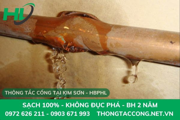 các đường ống bị rò rỉ
