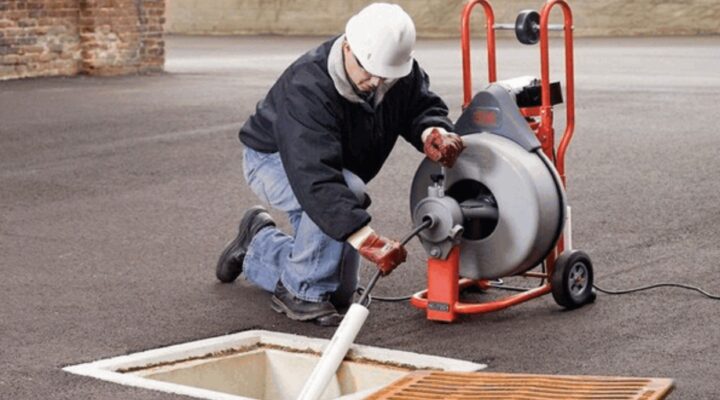 thông tắc cống tại trường học