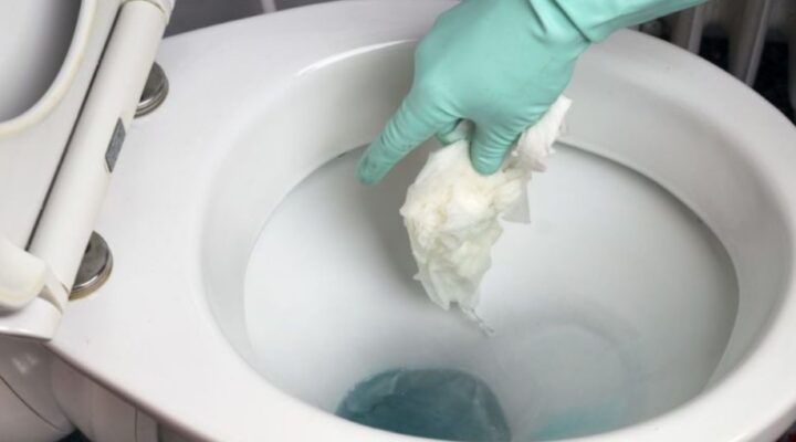 Dấu hiệu bể phốt đầy cần hút gấp