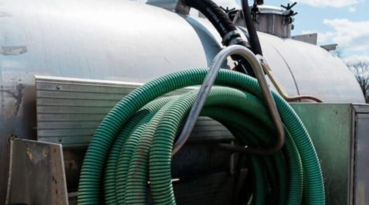 hút bể phốt an toàn vệ sinh