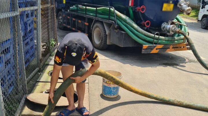 hút bể phốt không tái mùi