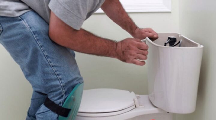 nước thải thoát chậm trong toilet