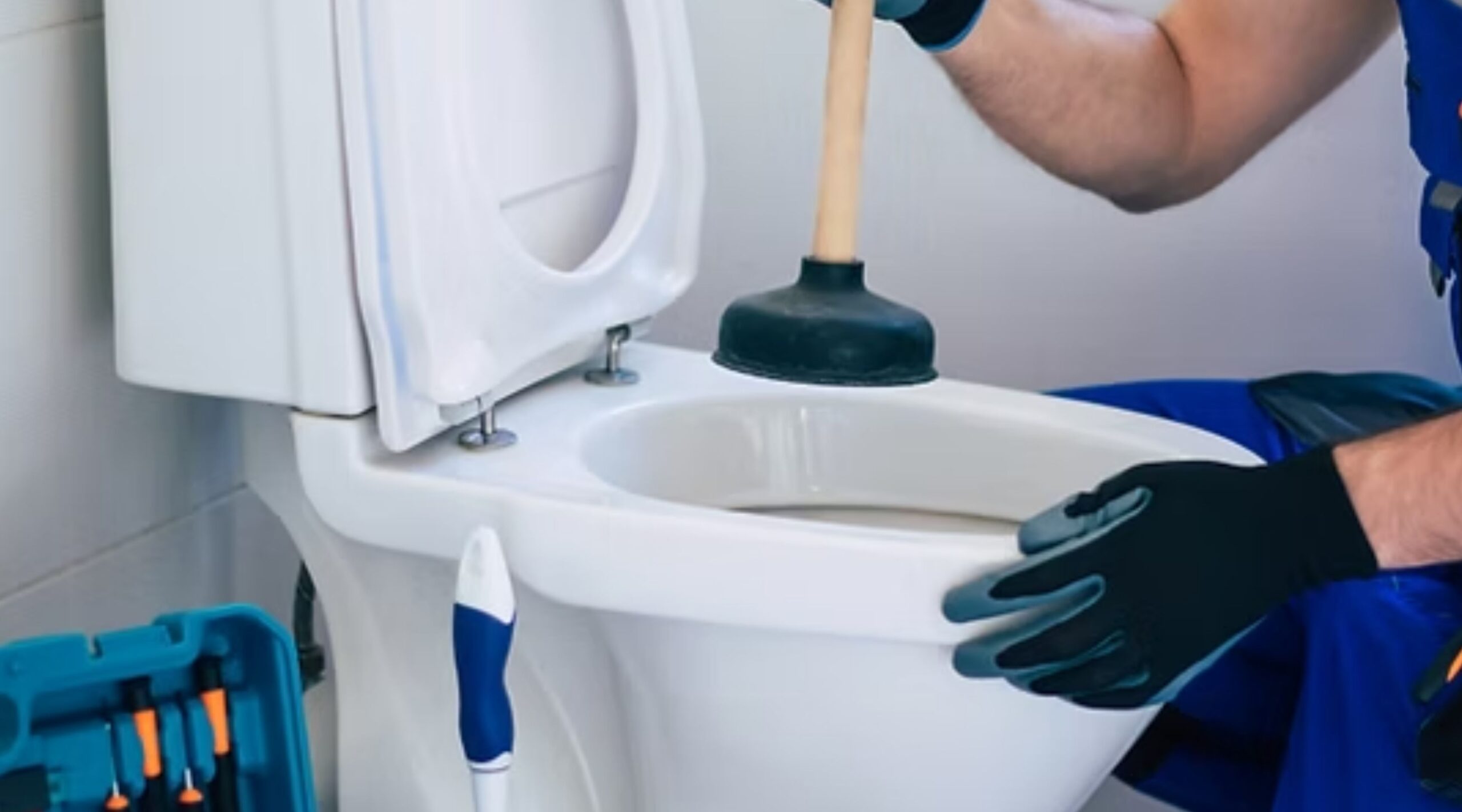 Những lý do gây nghẹt bồn cầu