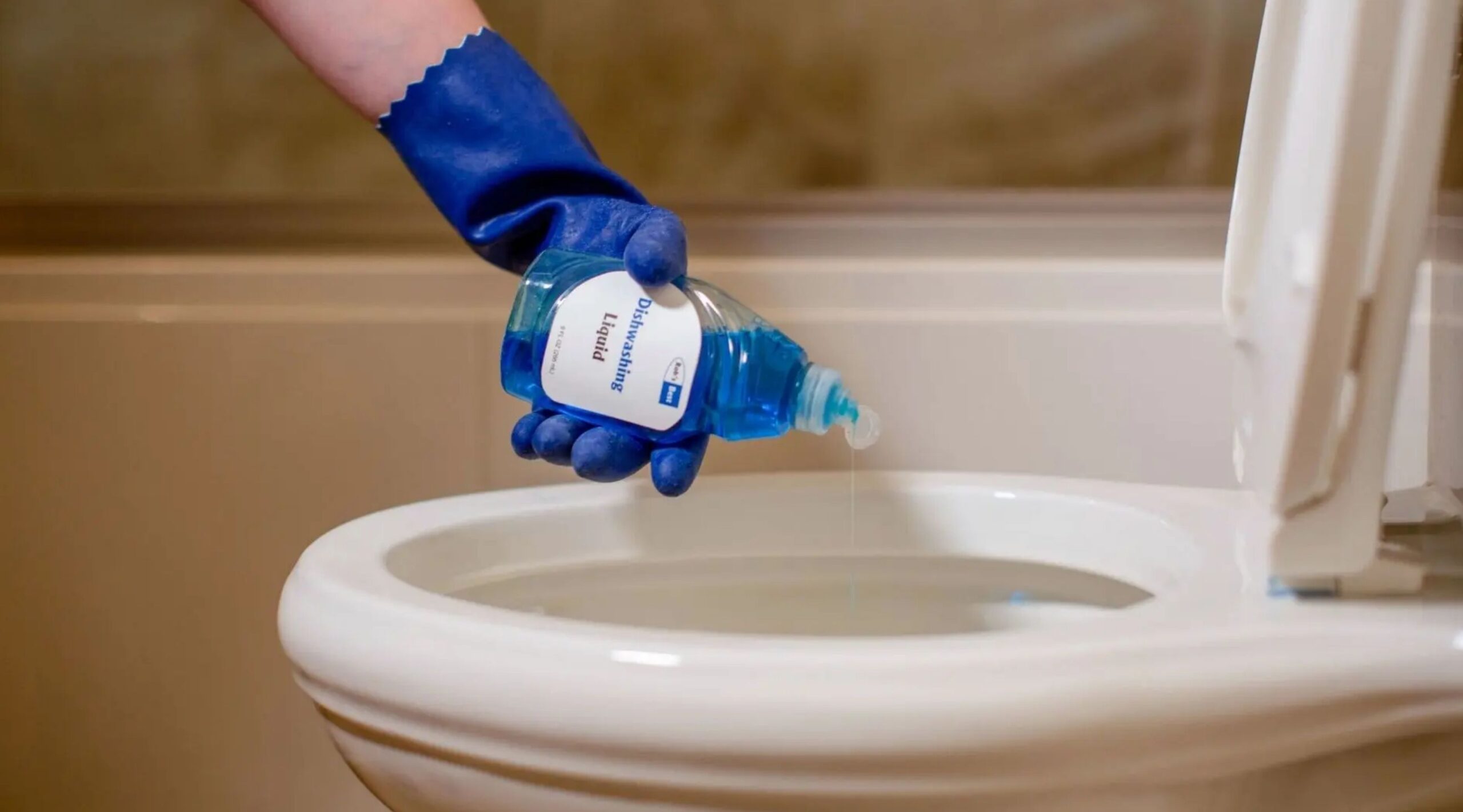 Xử lý thông bồn cầu nhanh chóng